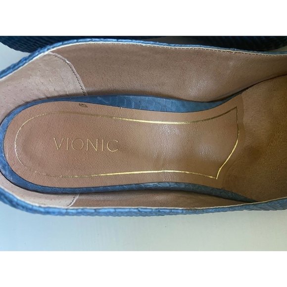 Vionic Blue Classic Heels - Picture 7 of 9
